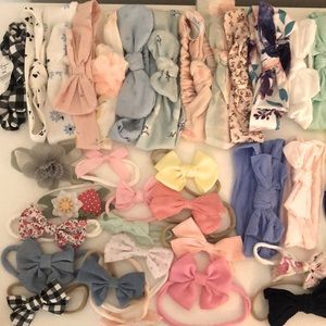 Baby headbands and bows- bundle. NWOT